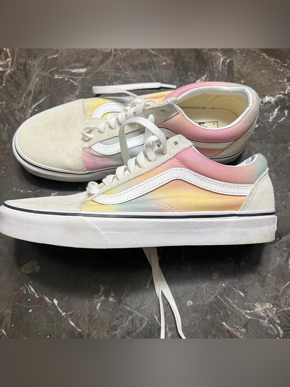 Vans Old Skool Aura Shift Multicolor True White Skate Size 8 Suede Canvas Shoes